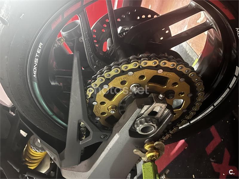 Ducati Monster 821 – Vista 5