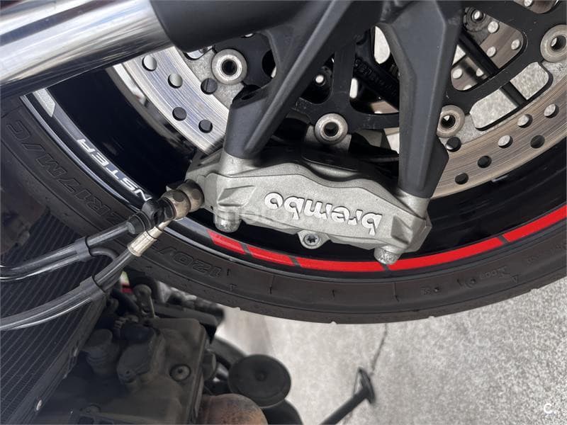 Ducati Monster 821 – Vista 7