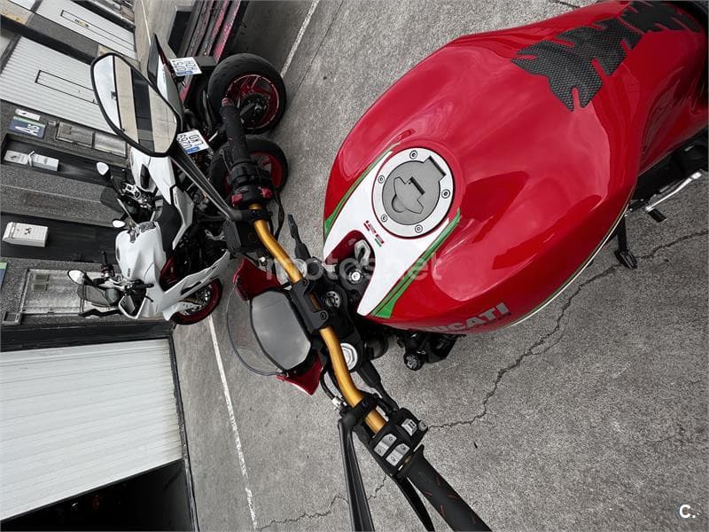 Ducati Monster 821 – Vista 8