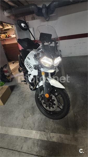 Triumph Tiger 800 XRT – Vista 6