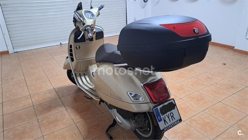Vespa GTS 125 – Vista 2