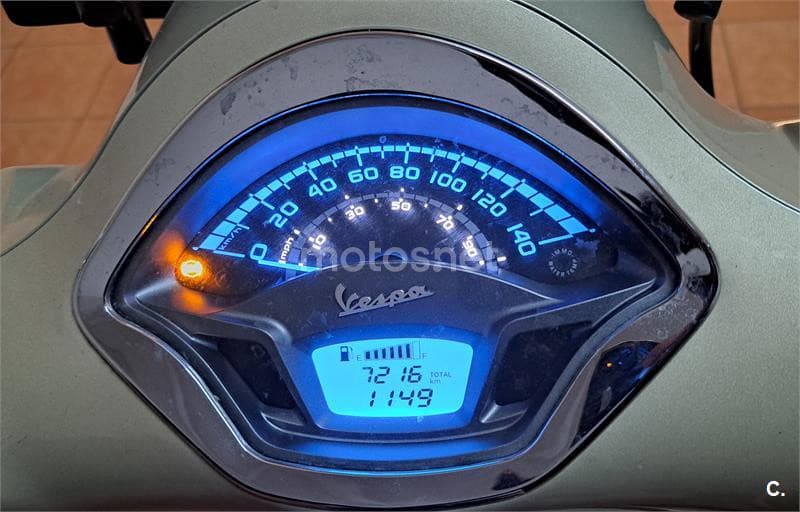 Vespa GTS 125 – Vista 14