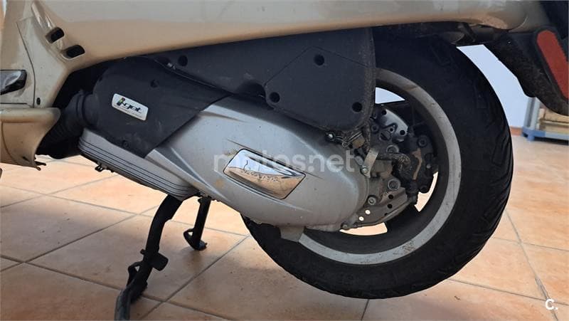 Vespa GTS 125 – Vista 3