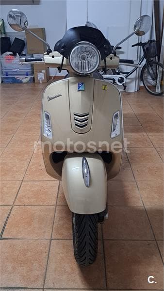 Vespa GTS 125 – Vista 8