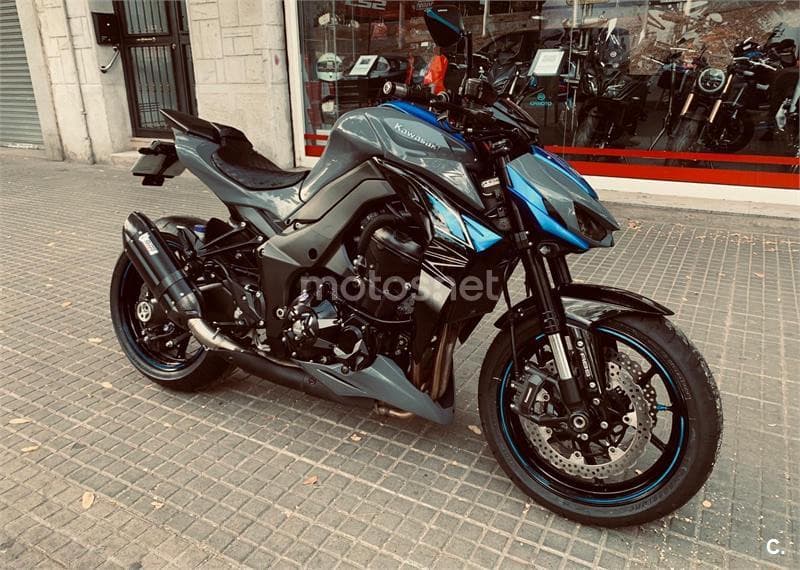 Kawasaki Z 1000 – Vista 1