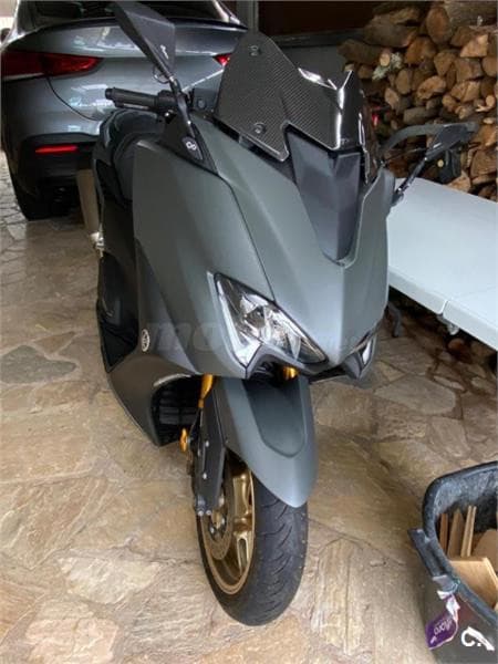 Yamaha TMAX 560 TECH MAX – Vista 1