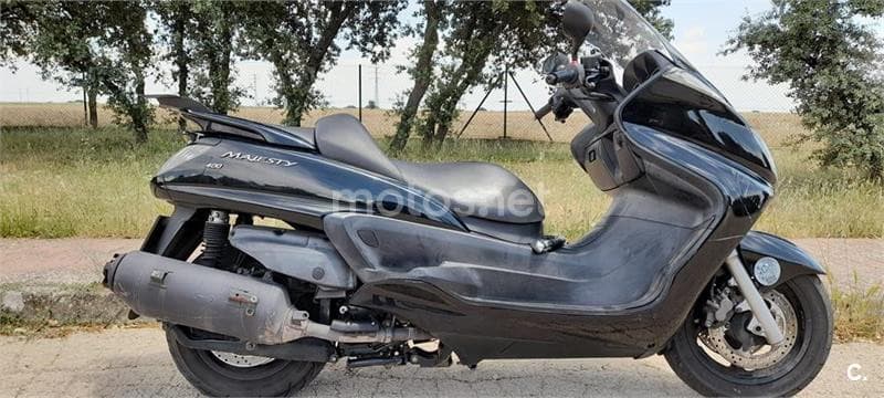 Yamaha YP Majesty 400 – Vista 3