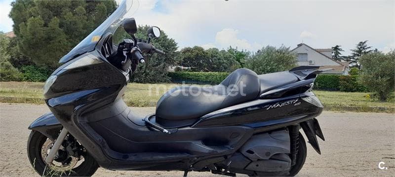 Yamaha YP Majesty 400 – Vista 7