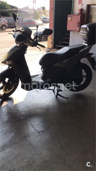 Kymco Agility CITY 125 – Vista 4