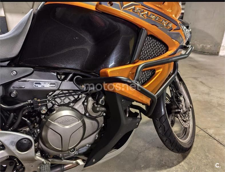 Honda VARADERO XL1000V C-ABS – Vista 3