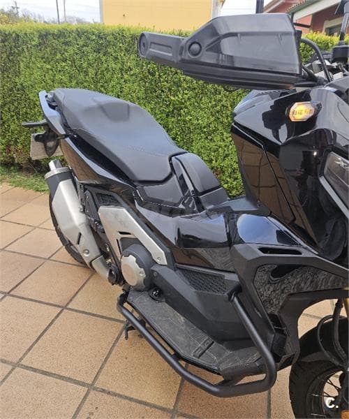 Honda X-ADV – Vista 7