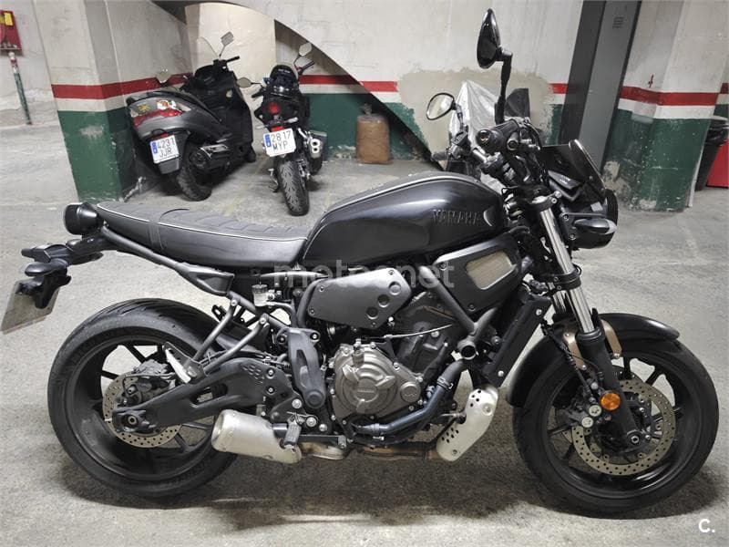 Yamaha XSR700 – Vista 10
