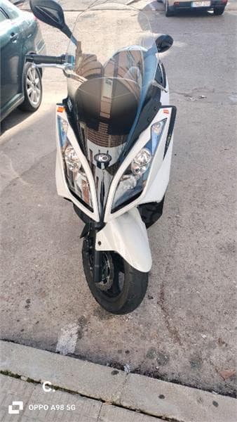 Kymco Super Dink 125i – Vista 2