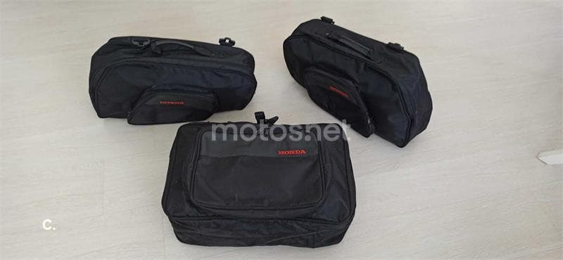 Honda Pan-European ST 1300 ABS – Vista 7