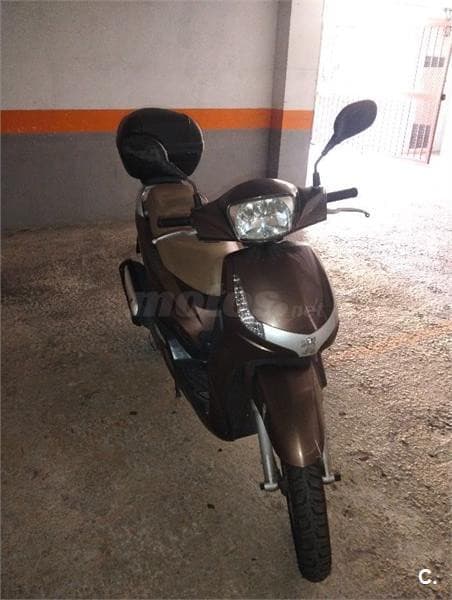 Peugeot TWEET 125 – Vista 4