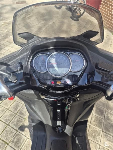 Piaggio MP3 – Vista 4