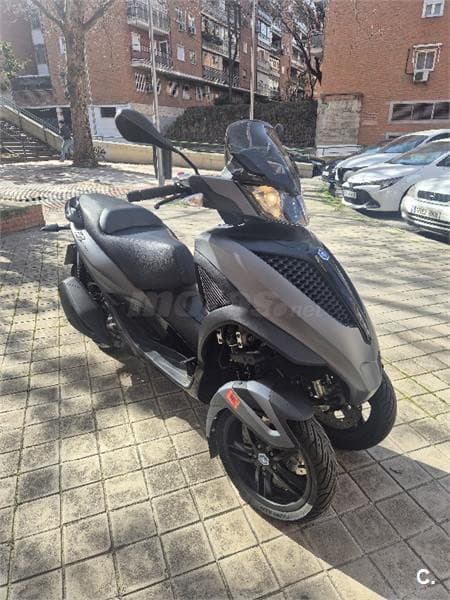 Piaggio MP3 – Vista 8