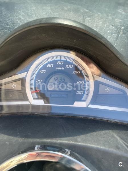 Honda PCX 125 – Vista 6