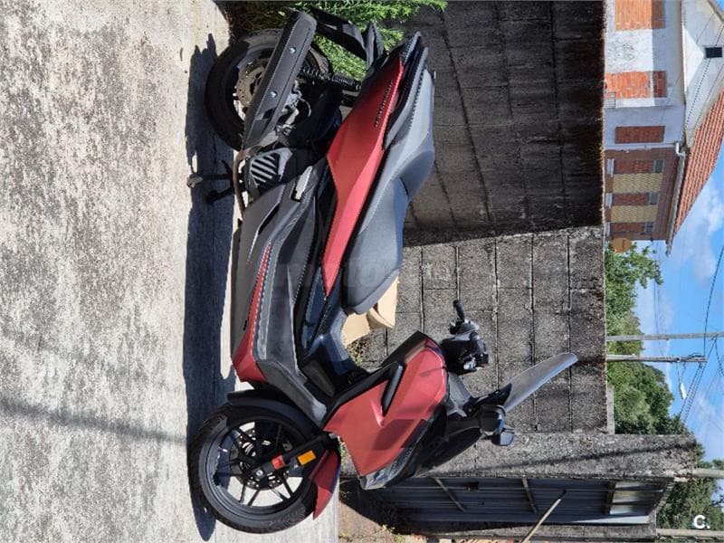 Honda Forza 125 – Vista 3