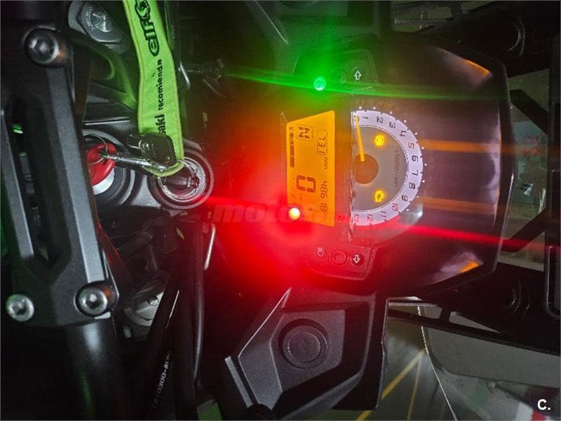 Kawasaki Versys – Vista 4