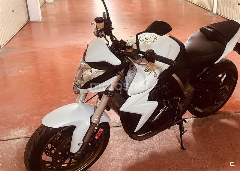 Honda CB 1000R – Vista 3