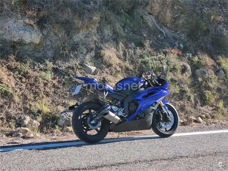 Yamaha YZF R6 – Vista 1