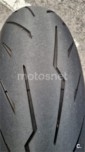 Yamaha YZF R6 – Vista 6