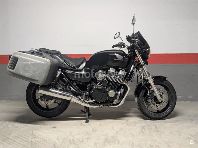 Honda CB 750 Seven Fifty – Vista 2