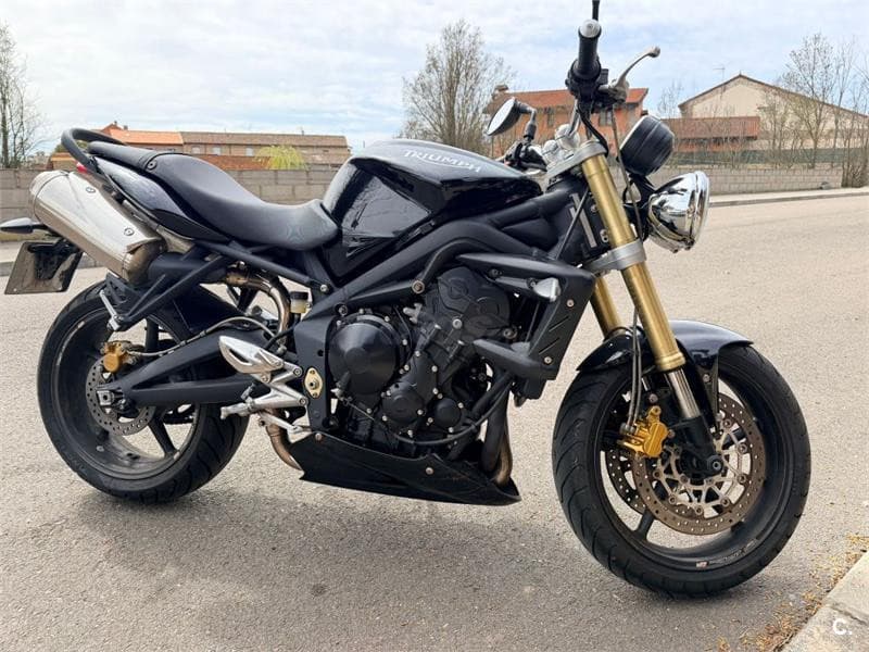 Triumph Street Triple – Vista 3