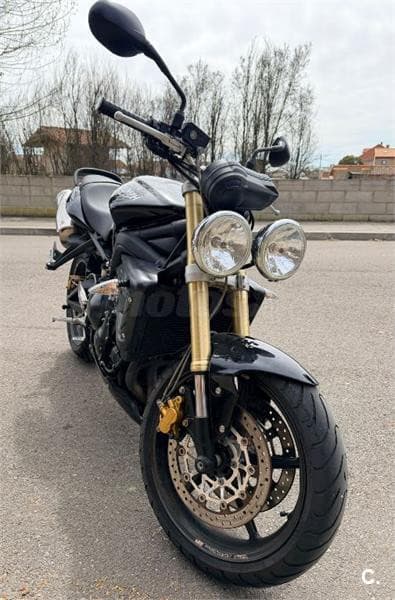 Triumph Street Triple – Vista 4