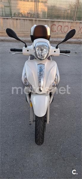 Piaggio Medley – Vista 12