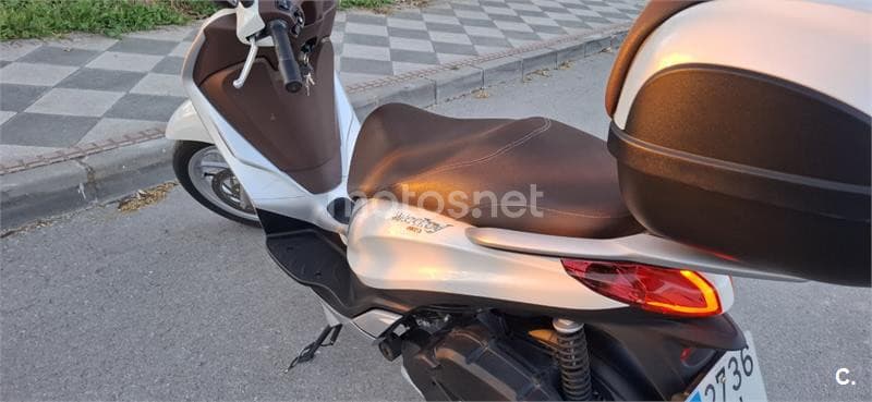 Piaggio Medley – Vista 5