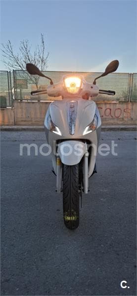 Piaggio Medley – Vista 7