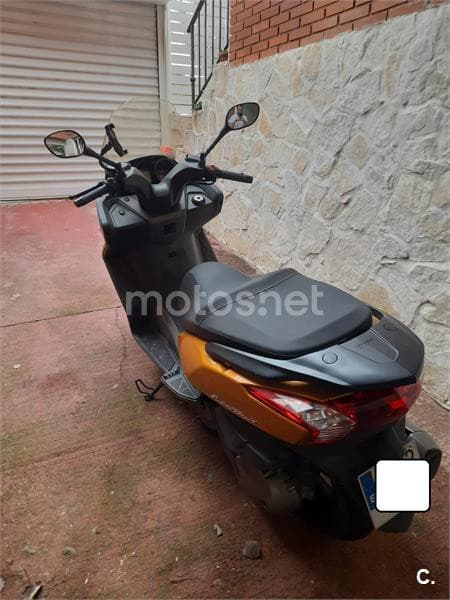 Kymco Super Dink 300I ABS – Vista 7