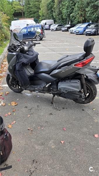 Yamaha XMAX 400 – Vista 1