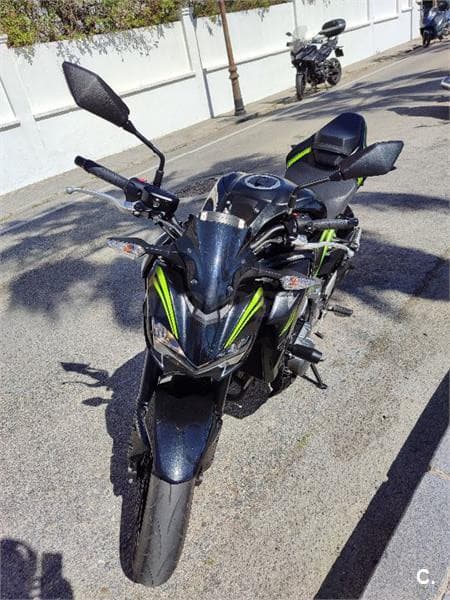 Kawasaki Z900RS – Vista 4