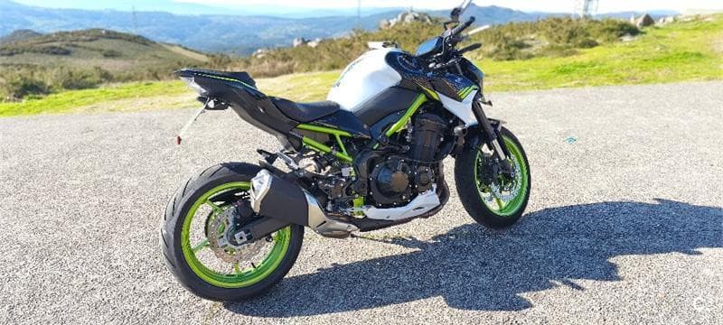 Kawasaki Z 900 – Vista 2