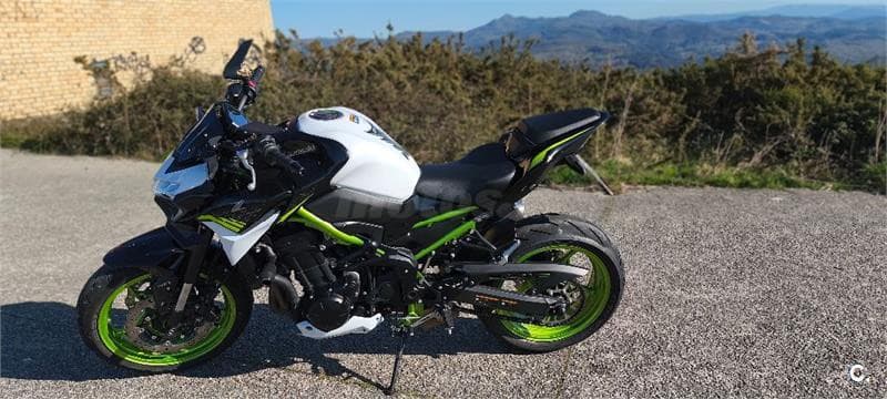 Kawasaki Z 900 – Vista 5