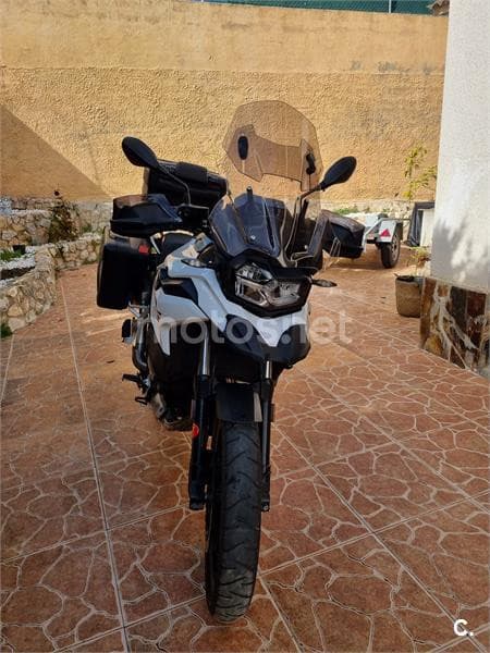 BMW F 750 – Vista 3