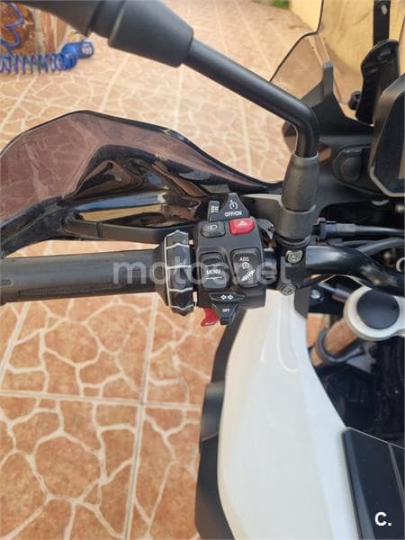 BMW F 750 – Vista 6