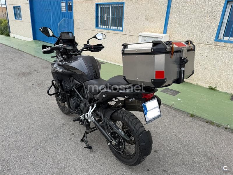 Benelli TRK 502 – Vista 2