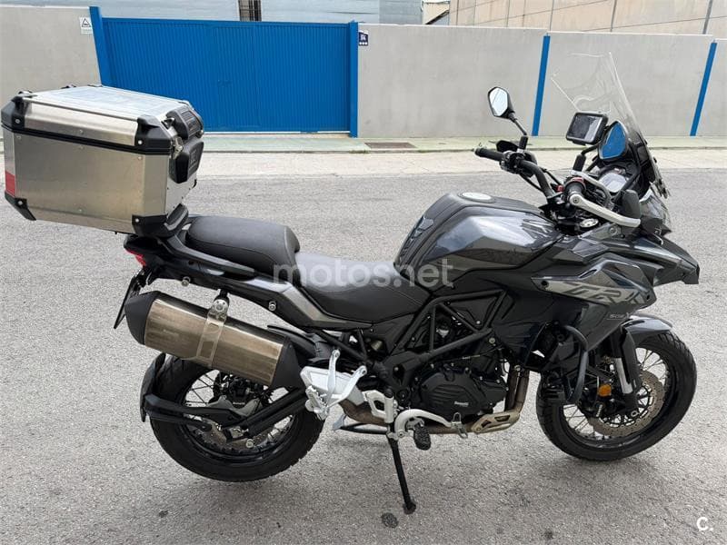 Benelli TRK 502 – Vista 9