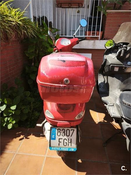 Vespa LX 125 – Vista 4