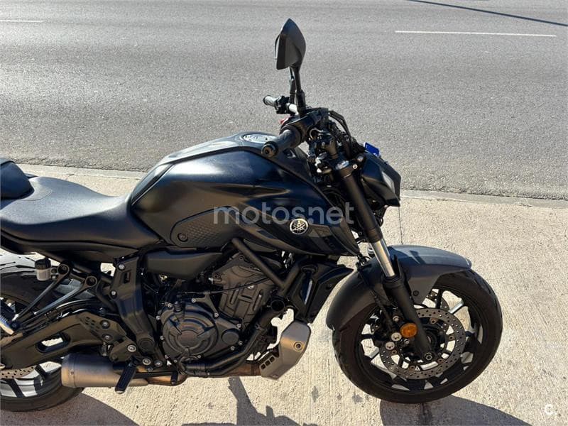 Yamaha MT-07 – Vista 12