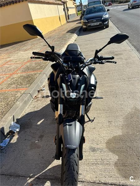 Yamaha MT-07 – Vista 14