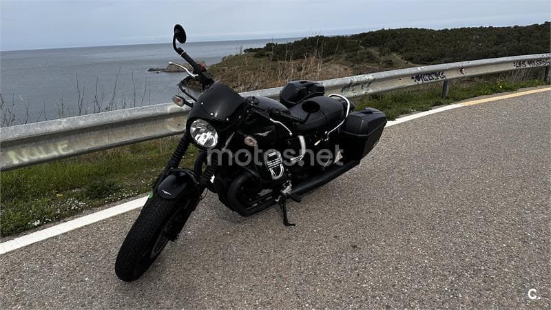Moto Guzzi V7 III – Vista 1
