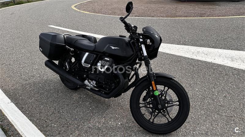 Moto Guzzi V7 III – Vista 2