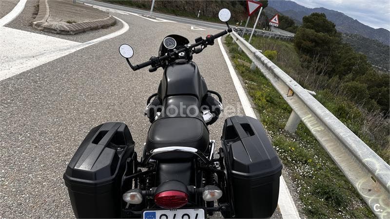 Moto Guzzi V7 III – Vista 7