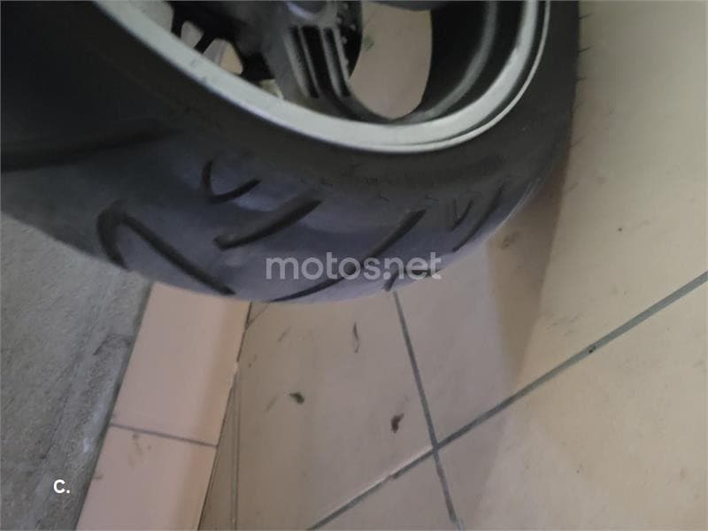 Suzuki BURGMAN 650 Executive – Vista 7