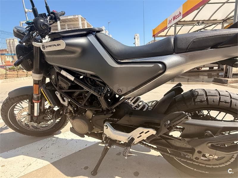 Husqvarna Svartpilen 125 – Vista 7